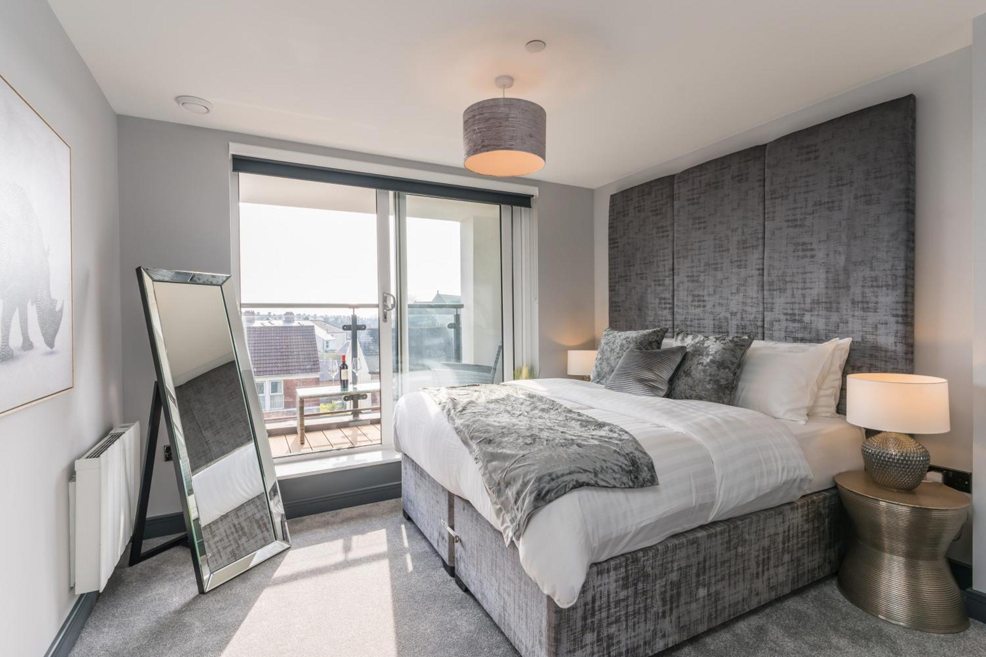 Luxe Apartments, The Moorwell, Parking, Gym - 10Mins Cardiff City Ctr Quarto foto